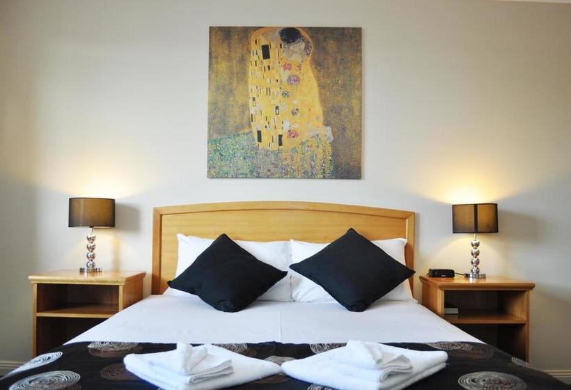 Meadowbrook Hotel Brisbane | Loganlea | Queensland | Australia 5