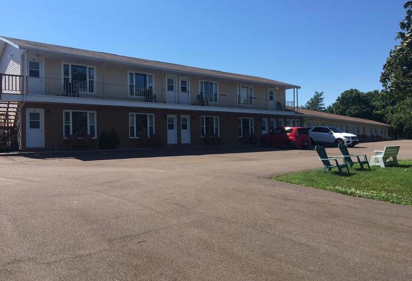 Fair Isle Motel | Charlottetown | Prince Edward Island | Canada 13