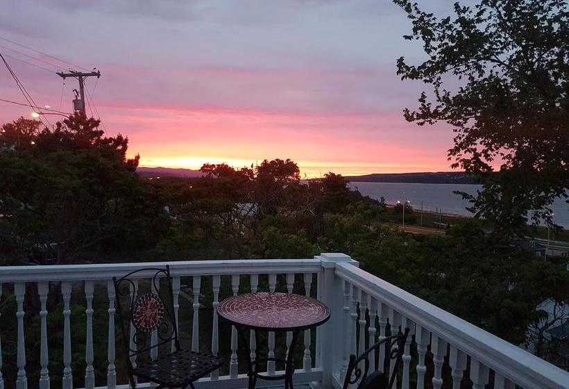 Bed and Breakfast Auberge Le Petit Sejour | Chateau Richer | Quebec | Canada 13