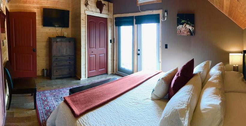 Back To The Land B&b