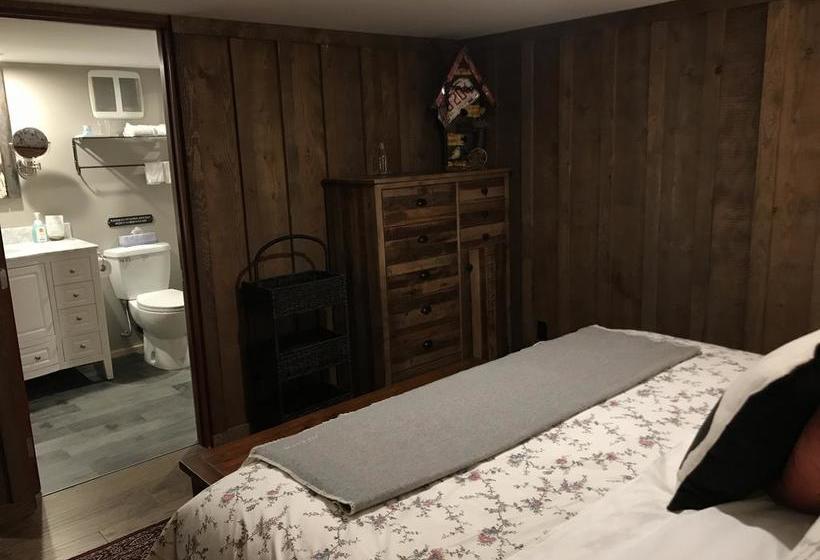 Back To The Land B&b | Golden | British Columbia | Canada 12