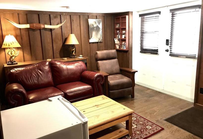 Back To The Land B&b | Golden | British Columbia | Canada 5