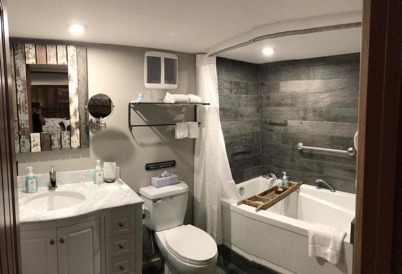 Back To The Land B&b | Golden | British Columbia | Canada 9