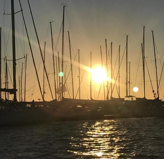 Bed and Breakfast Seaside Home | Melbourne | Victoria | Australia 11