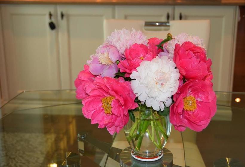 Rose Haven B & B | Niagara on the Lake | Ontario | Canada 10