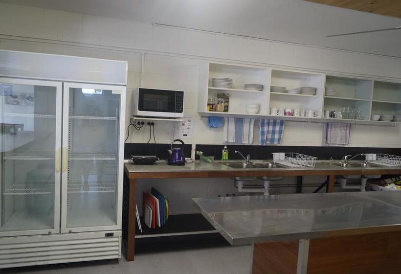 Hostel Foreign Exchange Accommodationbeachside | Townsville | Queensland | Australia 7