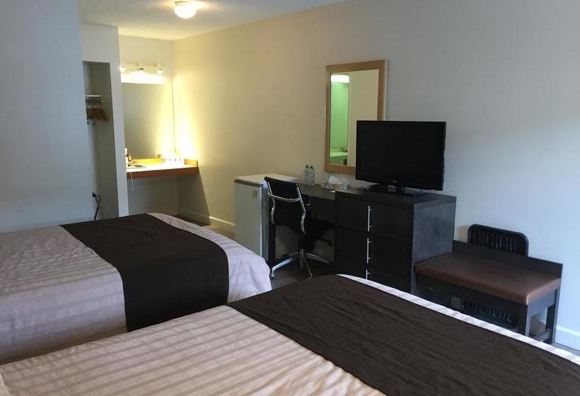 Hotel Bear Country Inn | Terrace | British Columbia | Canada 16