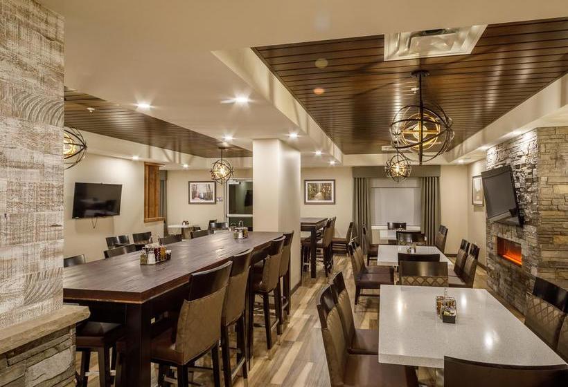 Hotel Ramada Revelstoke | Revelstoke | British Columbia | Canada 3