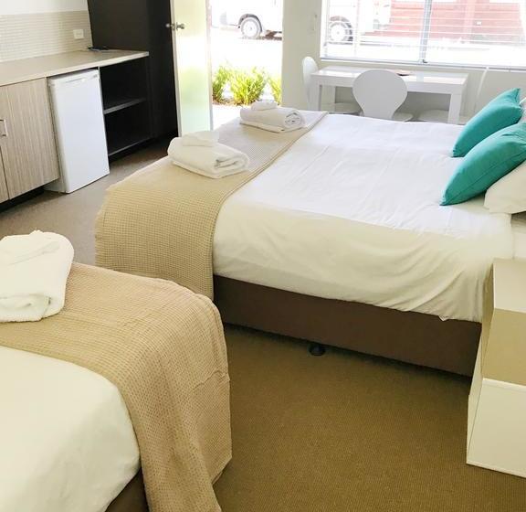 Thirroul Beach Motel | Wollongong | New South Wales | Australia 10