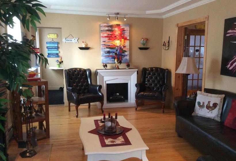 Au Coq Du Bonheur B&b | Magog | Quebec | Canada 1