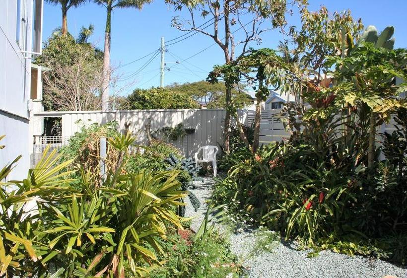 Bed and Breakfast Scarborough Beach Break Holidays | Scarborough | Queensland | Australia 10