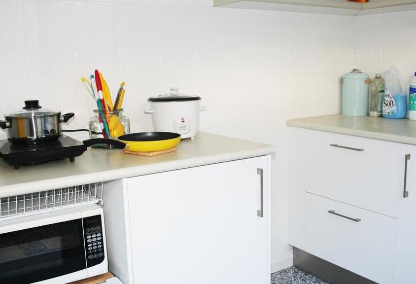 Bed and Breakfast Scarborough Beach Break Holidays | Scarborough | Queensland | Australia 18