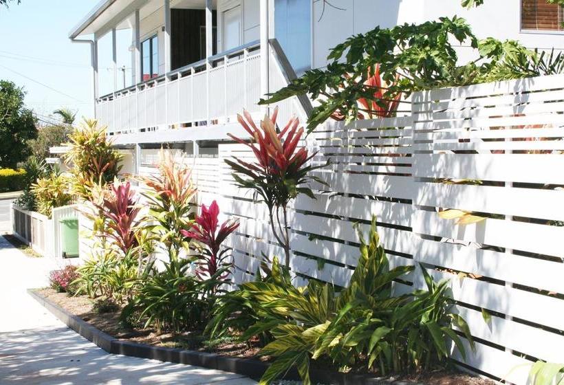 Bed and Breakfast Scarborough Beach Break Holidays | Scarborough | Queensland | Australia 6