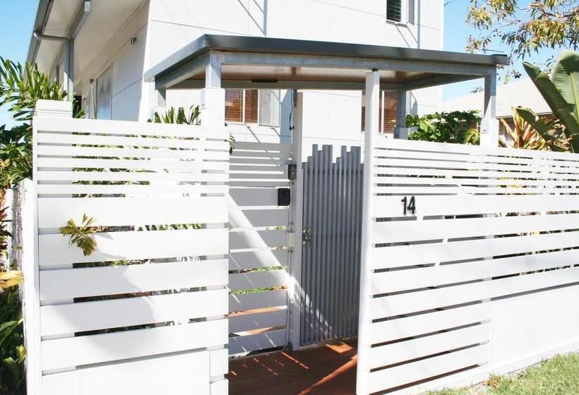 Bed and Breakfast Scarborough Beach Break Holidays | Scarborough | Queensland | Australia 8