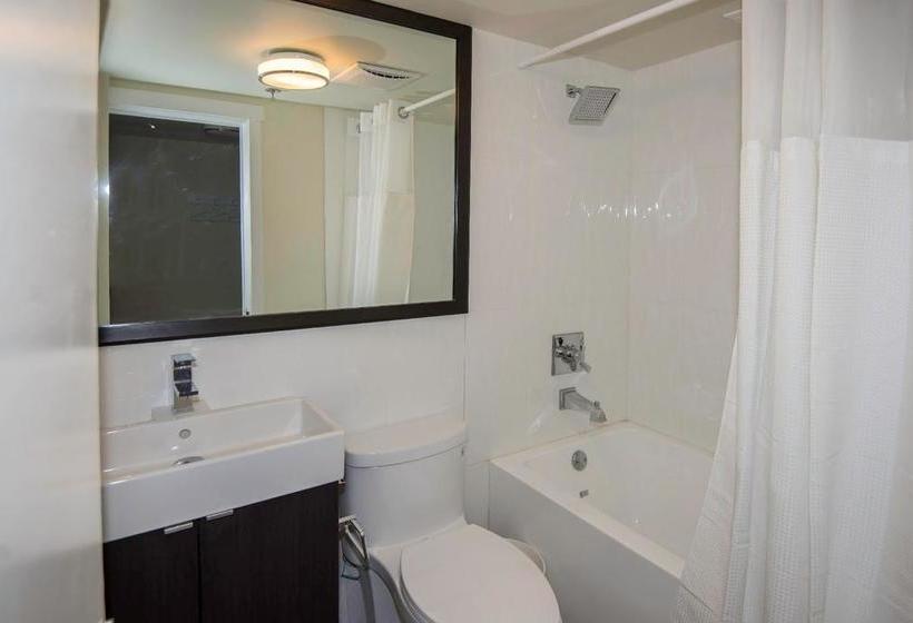 Hotel Queens | New Westminster | British Columbia | Canada 10