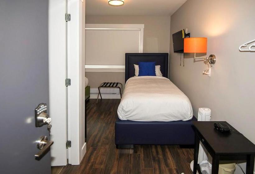 Hotel Queens | New Westminster | British Columbia | Canada 13