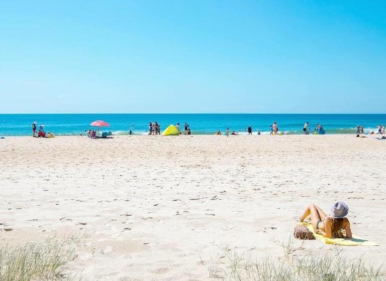 Hotel 17 North Street Budget Accommodation | Caloundra | Queensland | Australia 14