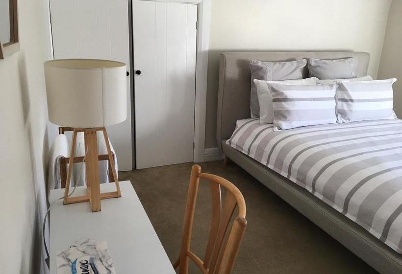 Lindisfarne Waterfront B&b | Hobart | Tasmania | Australia 18