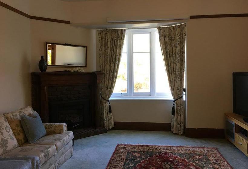 Lindisfarne Waterfront B&b | Hobart | Tasmania | Australia 20