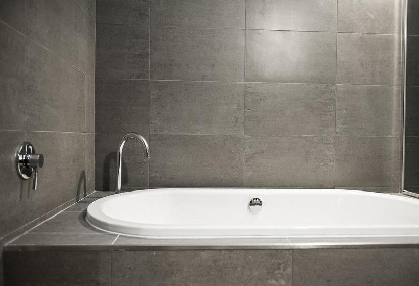 Hotel Criterion | Sale | Victoria | Australia 10