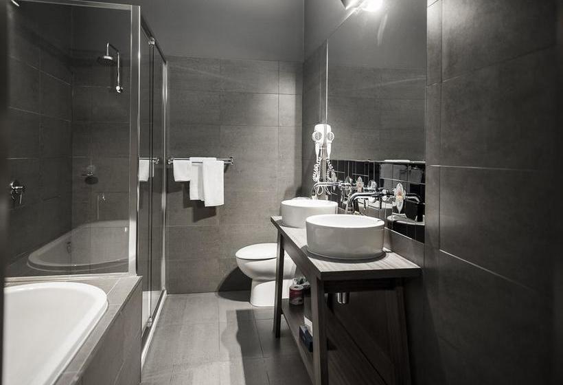 Hotel Criterion | Sale | Victoria | Australia 11