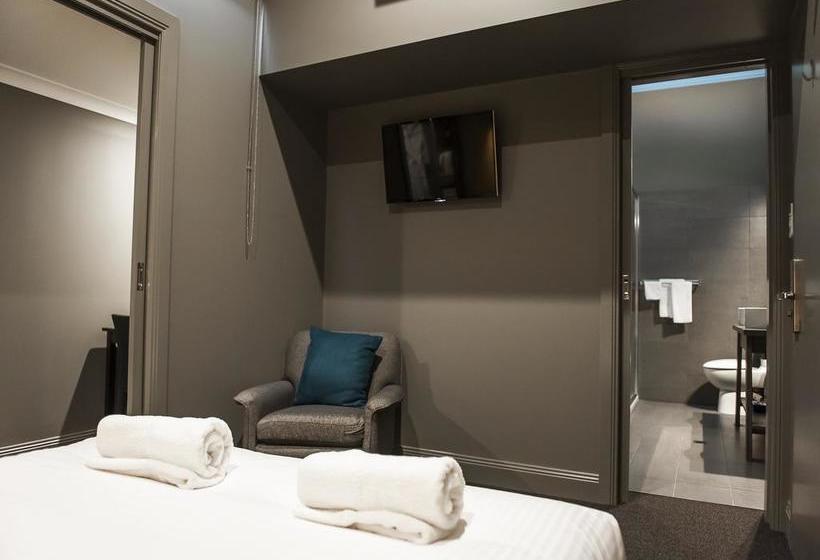 Hotel Criterion | Sale | Victoria | Australia 14