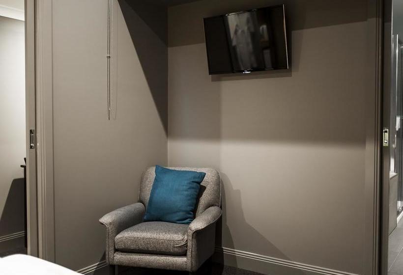 Hotel Criterion | Sale | Victoria | Australia 15