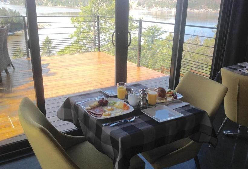 Bed and Breakfast Gîte Du Haut Des Arbres | Saguenay | Quebec | Canada 1
