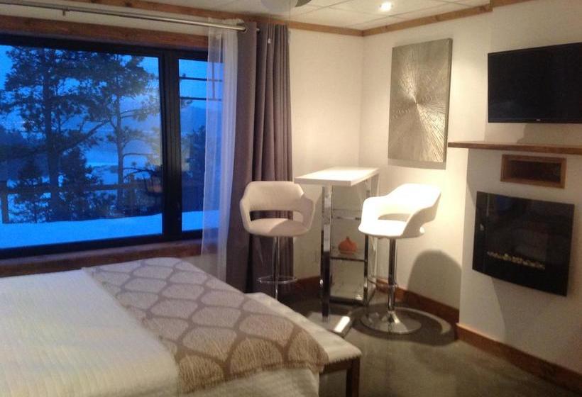 Bed and Breakfast Gîte Du Haut Des Arbres | Saguenay | Quebec | Canada 5