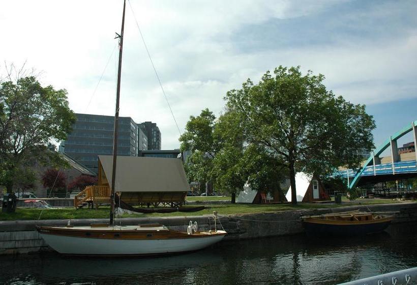 Hotel Le Village Des écluses | Montreal | Quebec | Canada 6