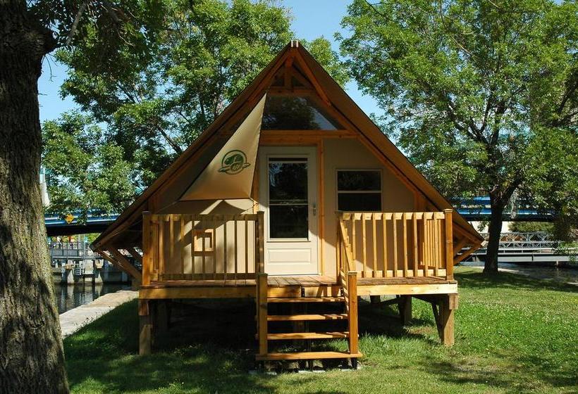 Hotel Le Village Des écluses | Montreal | Quebec | Canada 9