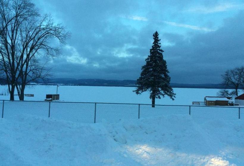 Motel La Cache Du Lac | Saint-Gabriel-de-Brandon | Quebec | Canada 2