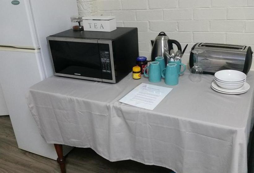 Cleveland B&b  Private Studio Room | Cleveland | Queensland | Australia 2