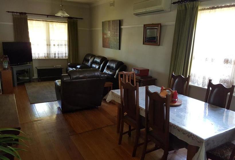 Bed and Breakfast Calbung Stays | Ballarat | Victoria | Australia 16