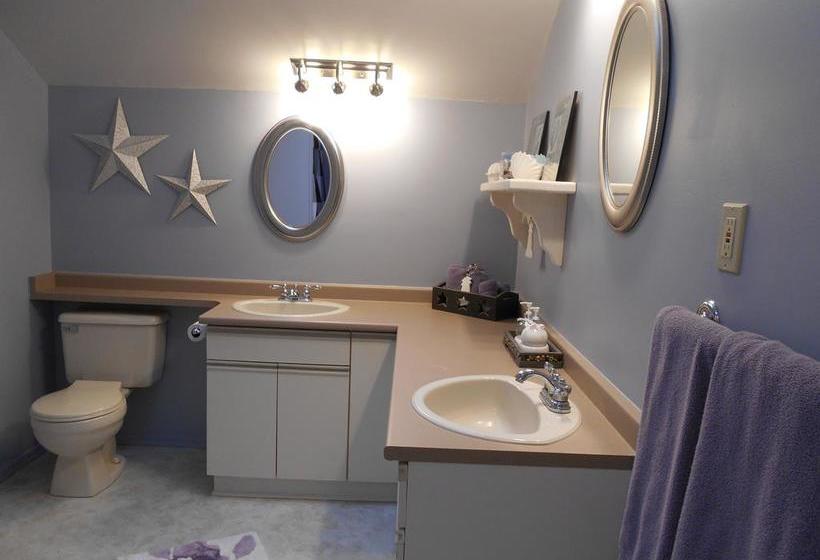 Bed and Breakfast Salmonberry Lane | Clearwater | British Columbia | Canada 12