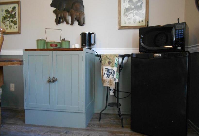 Bed and Breakfast Salmonberry Lane | Clearwater | British Columbia | Canada 4