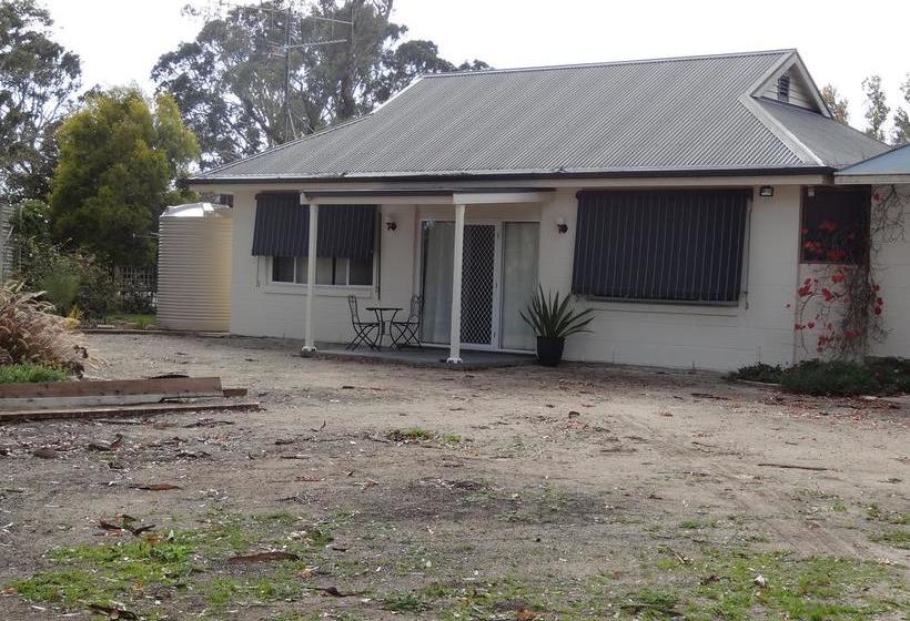 Mapperley Bed And Breakfast Bordertown