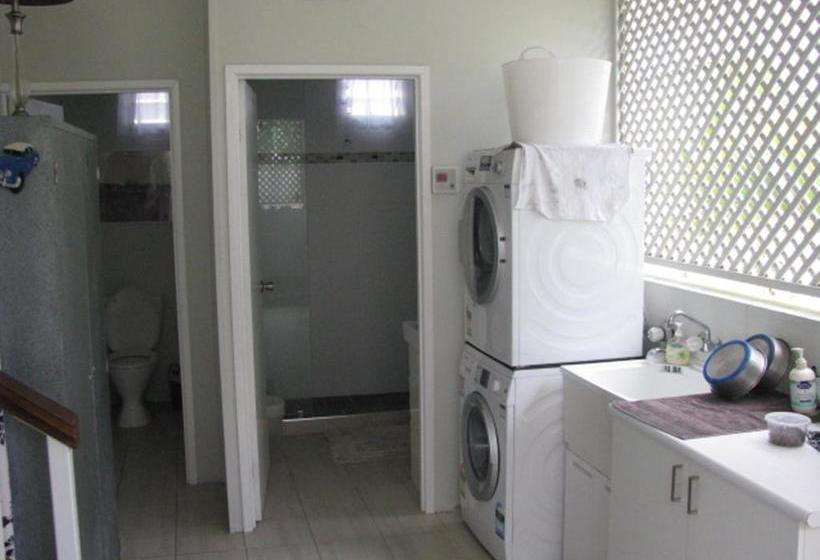 Bed and Breakfast The Red Sparrow | Cairns | Queensland | Australia 13