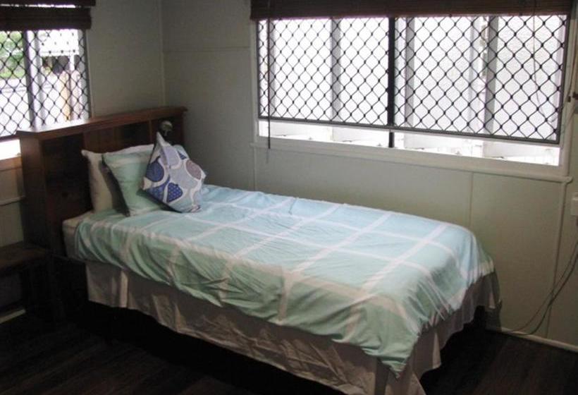 Bed and Breakfast The Red Sparrow | Cairns | Queensland | Australia 4