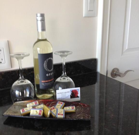 Red Maple Lodge B&b | Milton | Ontario | Canada 14