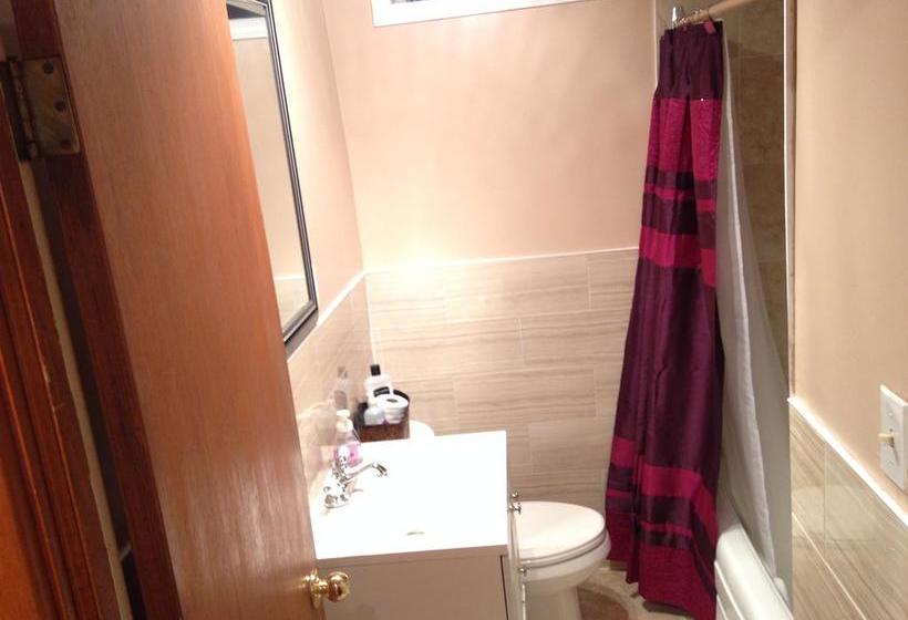 B&b On The Park Near Downtown Area | Toronto | Ontario | Canada 14