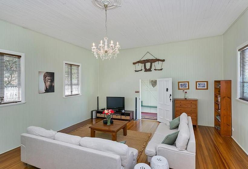 Bed and Breakfast The Church | Yungaburra | Queensland | Australia 6