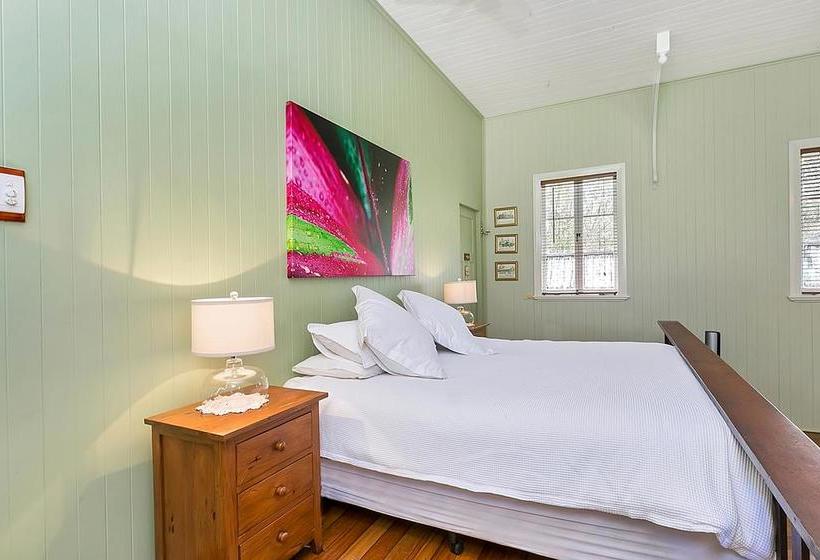 Bed and Breakfast The Church | Yungaburra | Queensland | Australia 7