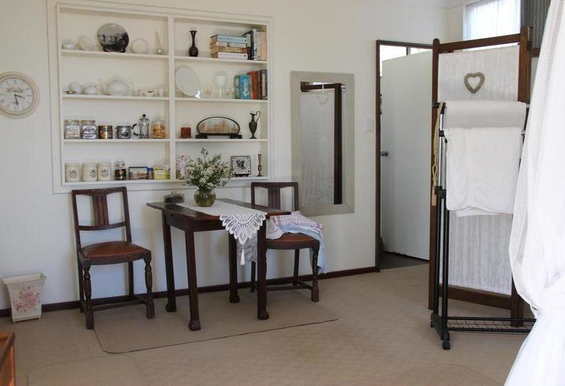 Whispering Pines Bed And Breakfast | Collie | Western Australia | Australia 9