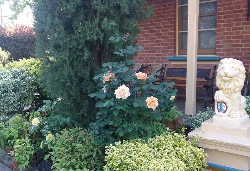 Boutique Motel Sefton House | Tumut | New South Wales | Australia 16