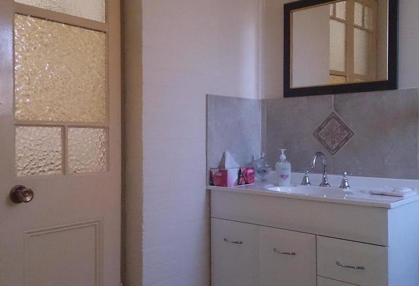 Boutique Motel Sefton House | Tumut | New South Wales | Australia 8