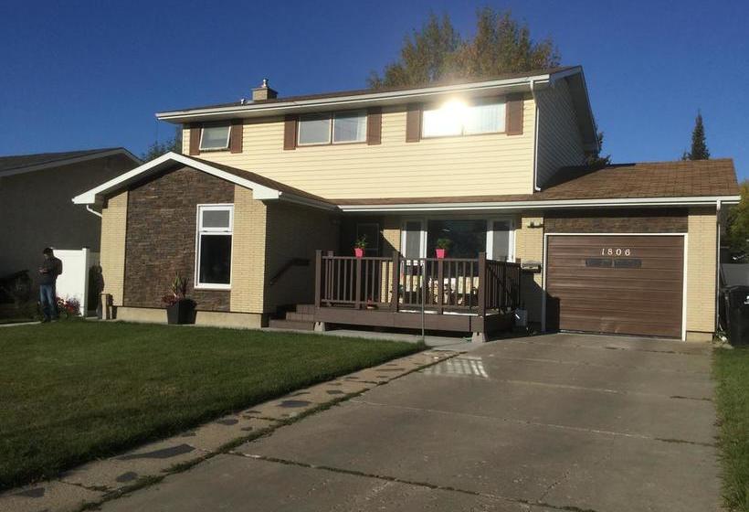 Auntie Zhu B&b Saskatoon Saskatchewan