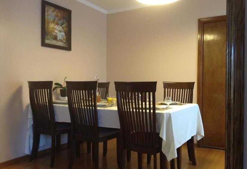 Auntie Zhu B&b | Saskatoon | Saskatchewan | Canada 8