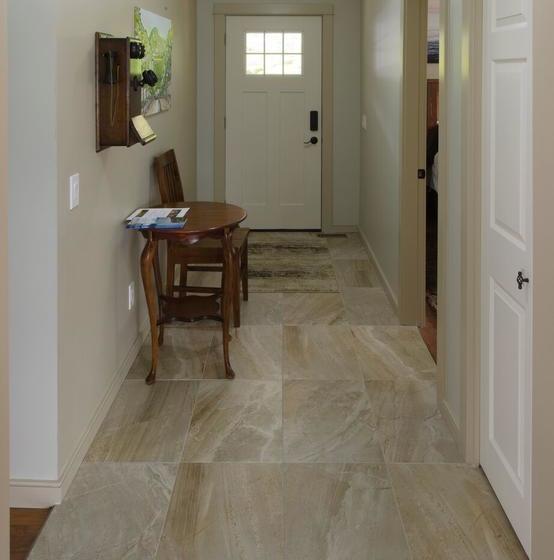 Bed and Breakfast The Eagles Nest Suite | Peachland | British Columbia | Canada 18