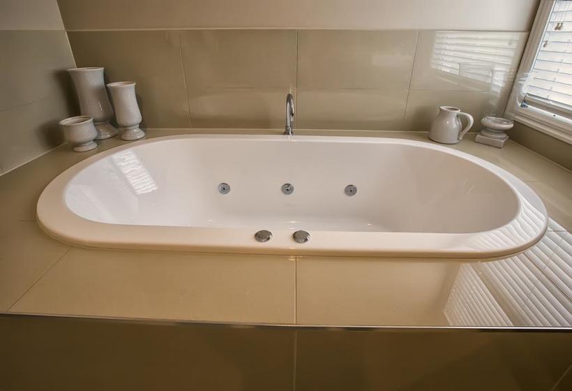 Bed and Breakfast Kerami Manor & Day Spa | Marysville | Victoria | Australia 10